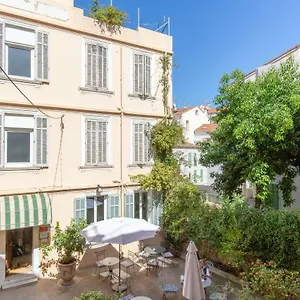forville-cannes.fr-provencehotel.com/